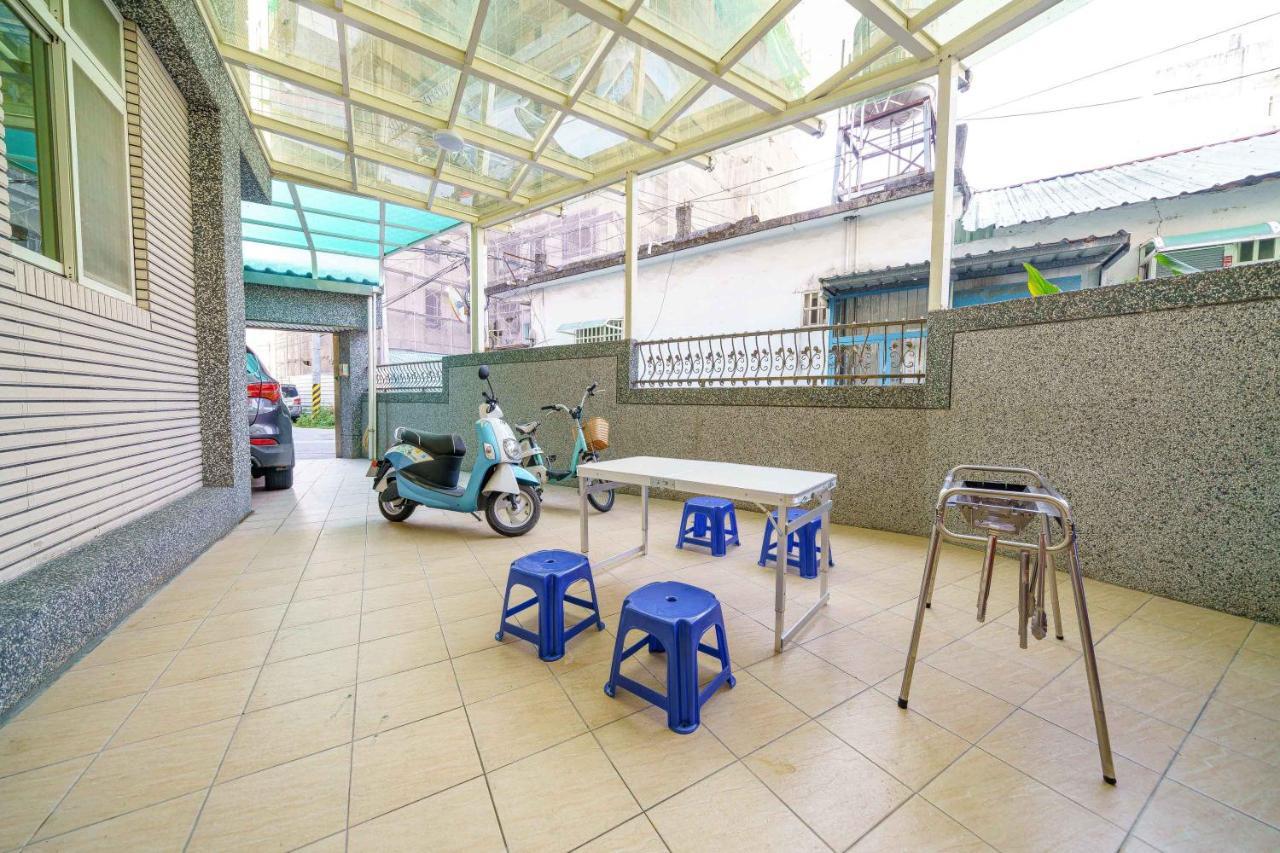 Wind Blown Homestay Kota Hualien Bagian luar foto