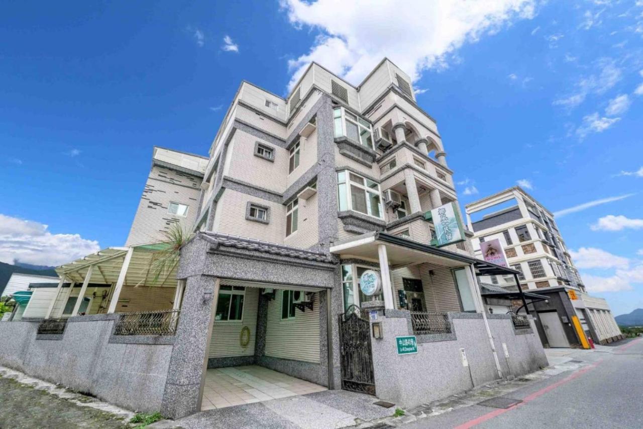 Wind Blown Homestay Kota Hualien Bagian luar foto